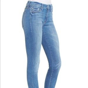 MOTHER jeans 27 "The Looker Ankle Fray"